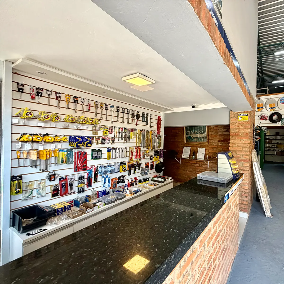 Loja de materiais para construção da MW